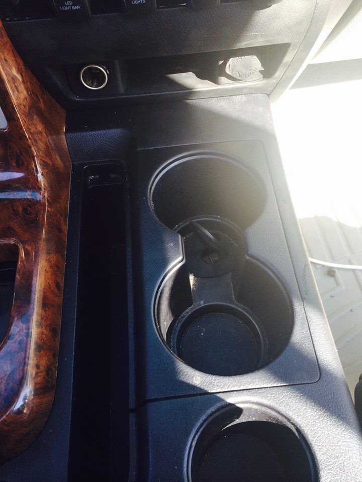 Installed otrattw switches in dash - lots of pics :) - Page 2