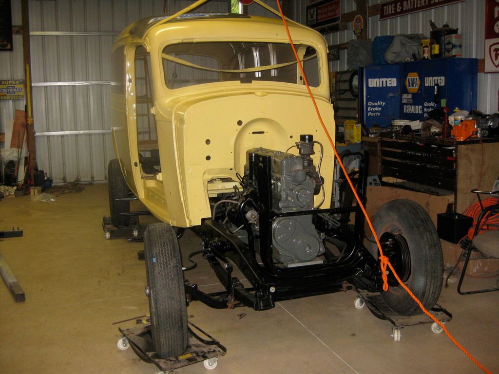 [Linked Image from i1045.photobucket.com]
