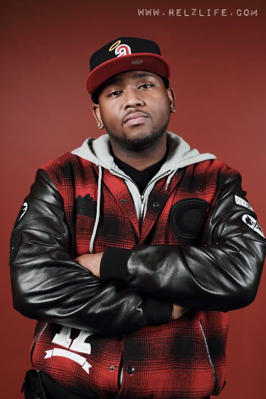 IMAGE: http://i1045.photobucket.com/albums/b456/relzlife/1da.jpg