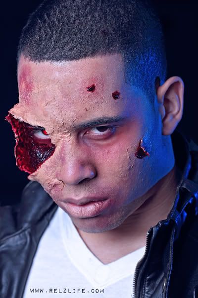 IMAGE: http://i1045.photobucket.com/albums/b456/relzlife/Terminator1.jpg