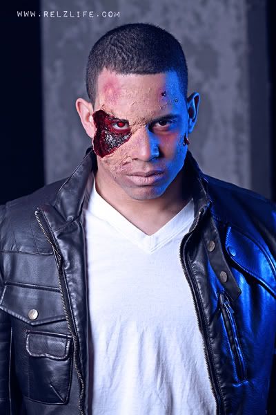 IMAGE: http://i1045.photobucket.com/albums/b456/relzlife/Terminator3.jpg