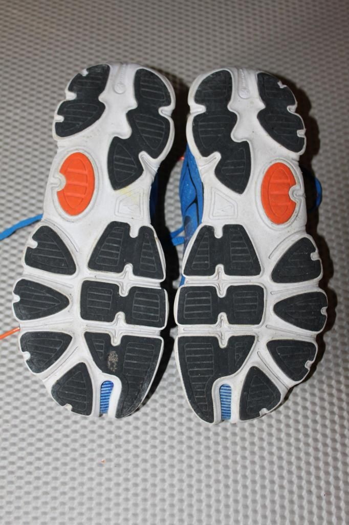 http://i1045.photobucket.com/albums/b457/sidelinedad/IMG_7570_zpsc4067350.jpg