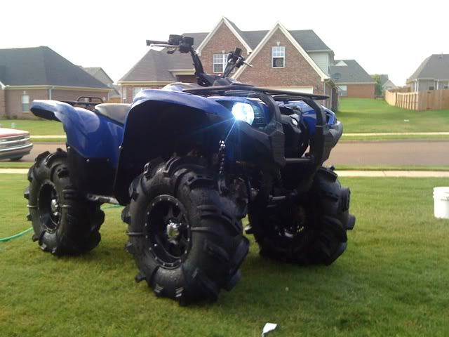 Compare yamaha grizzly honda rincon #3