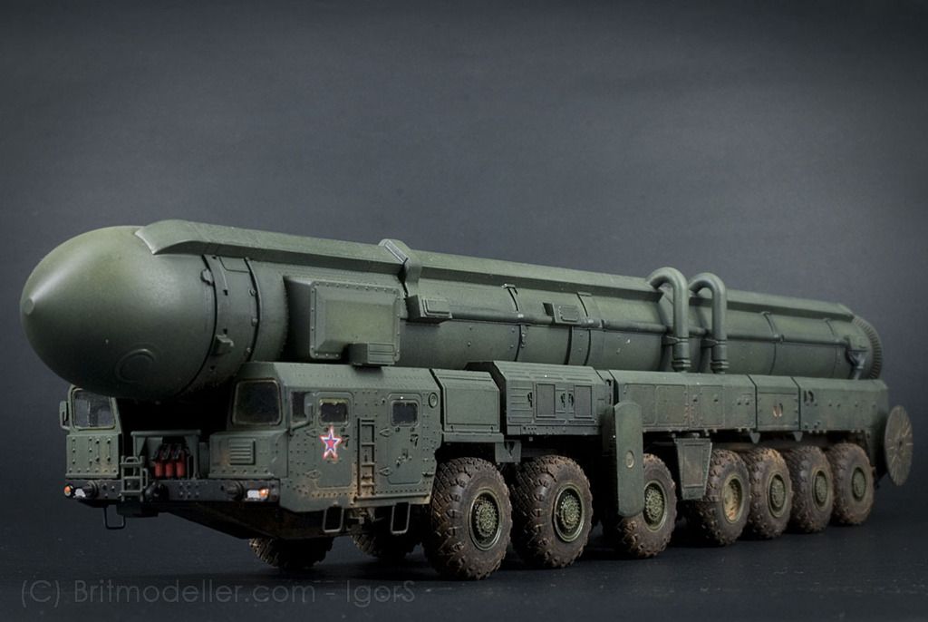 Zvezda 1/72 scale Topol SS-25 